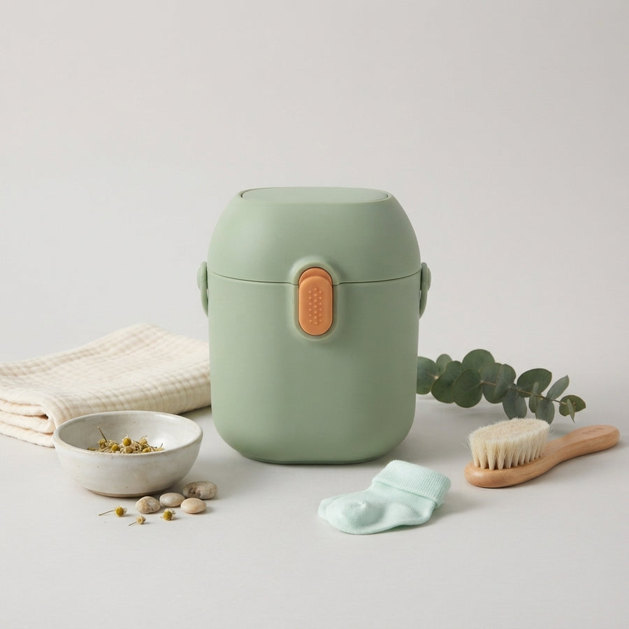 Portable Green Baby Milk Powder Container