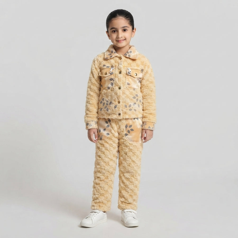 Girls Fluffy Winter Suit with Leaf Pattern & Pockets