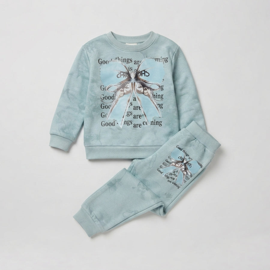 Little Girl in Light Blue Graphic Sweatshirt Set — Photo 2